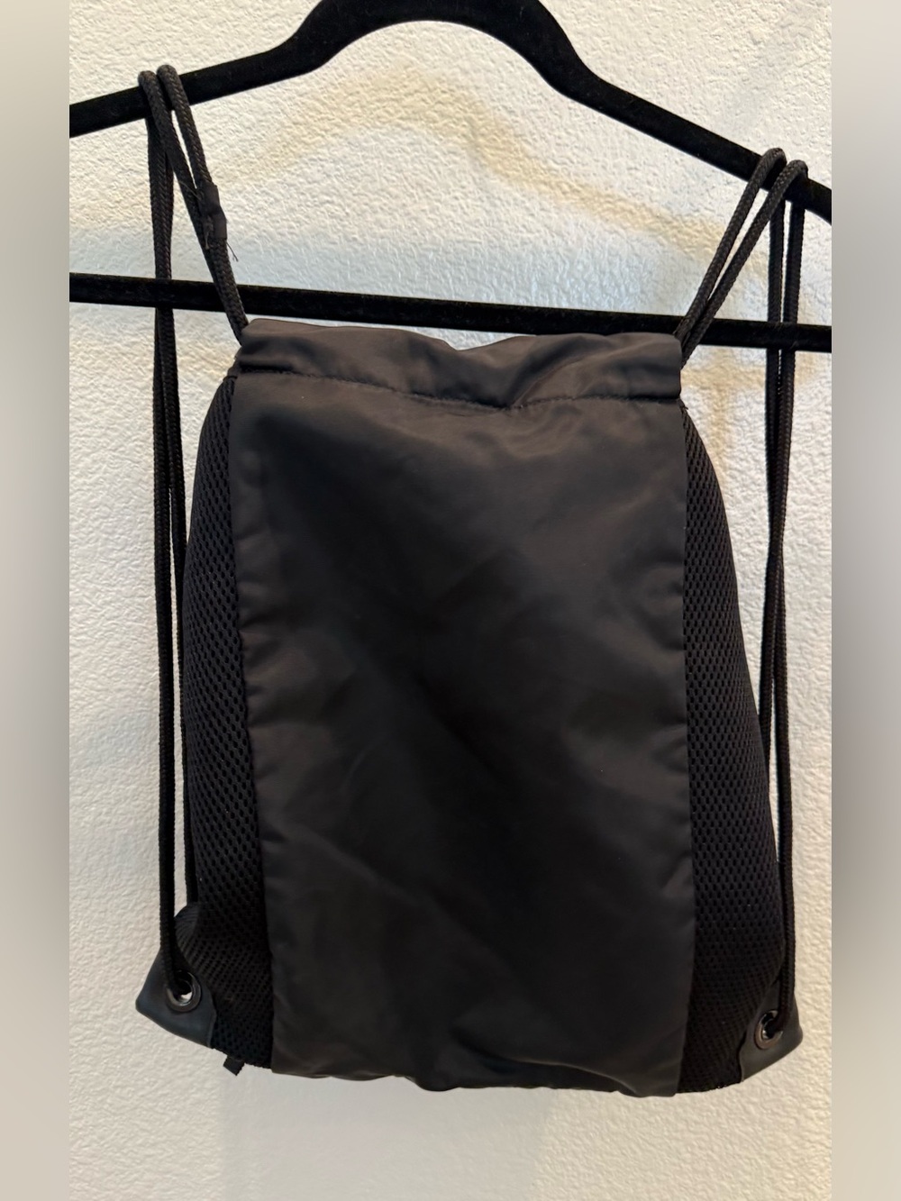 Lululemon Drawstring Backpack - Picture 2 of 4
